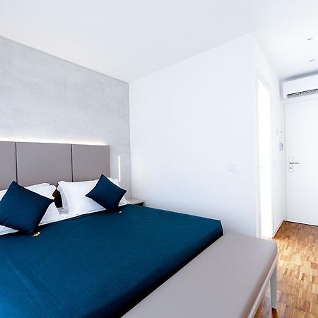 Hotel Simi Lan Lignano Sabbiadoro Zewnętrze zdjęcie