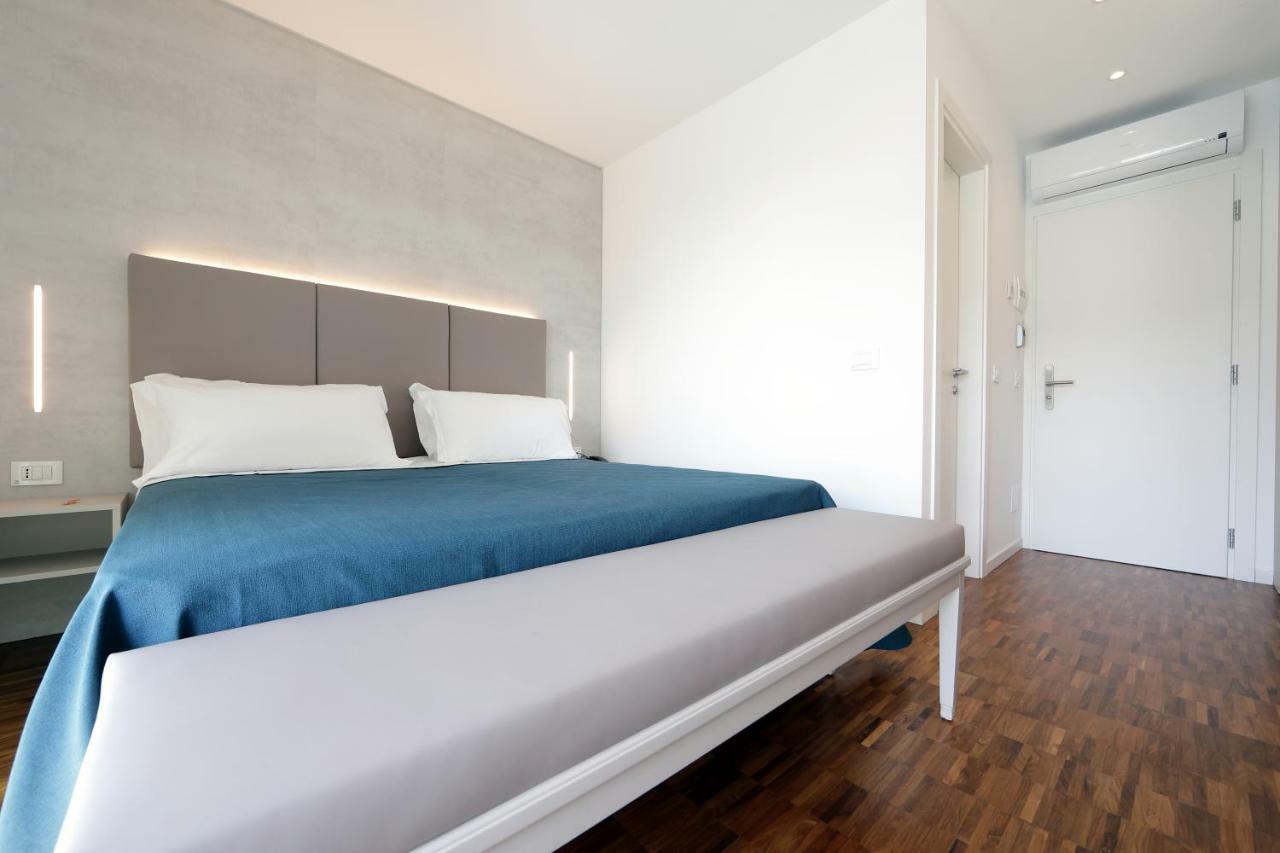 Hotel Simi Lan Lignano Sabbiadoro Zewnętrze zdjęcie